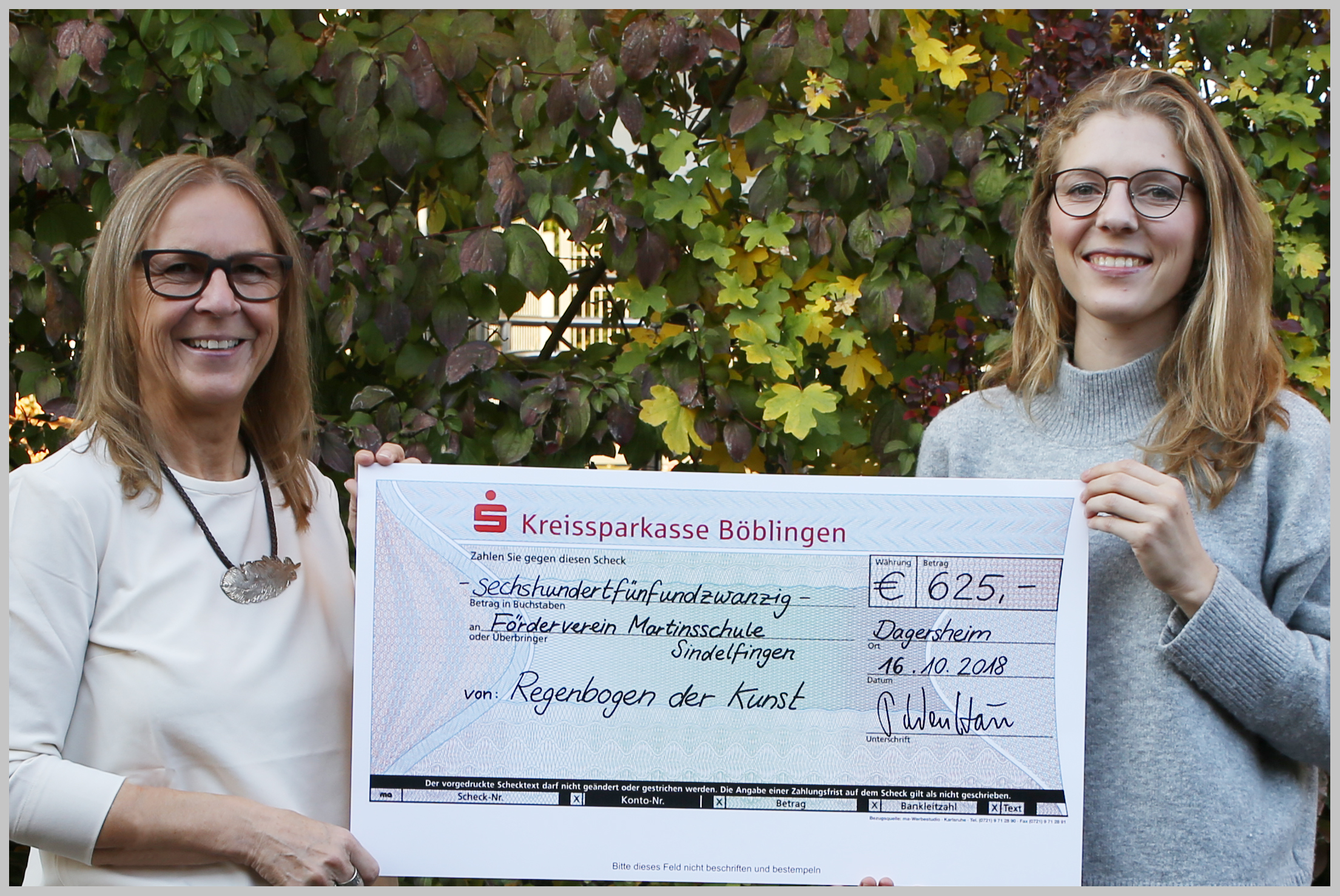 Scheckübergabe aus Benefiztombola zu Gunsten des Förderverein Martinsschule von Petra Wenski-Hänisch 2018.